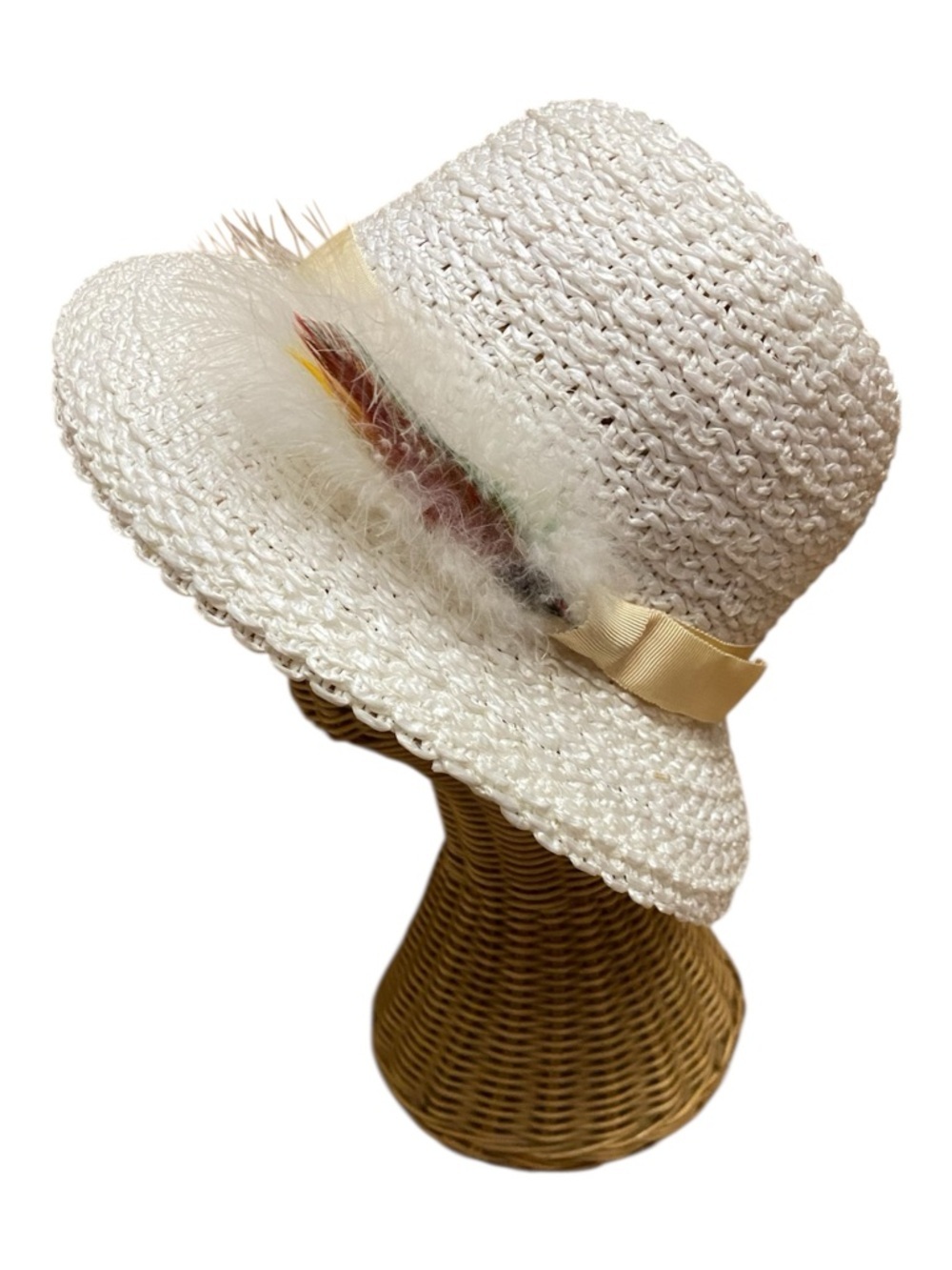 Vintage Womens White Straw Bucket Hat With Decorative Feather Size OS 70s Style